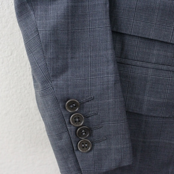 CANALI Made In Italy Water Resistant Suit 36R B237 - Picture 4 of 8